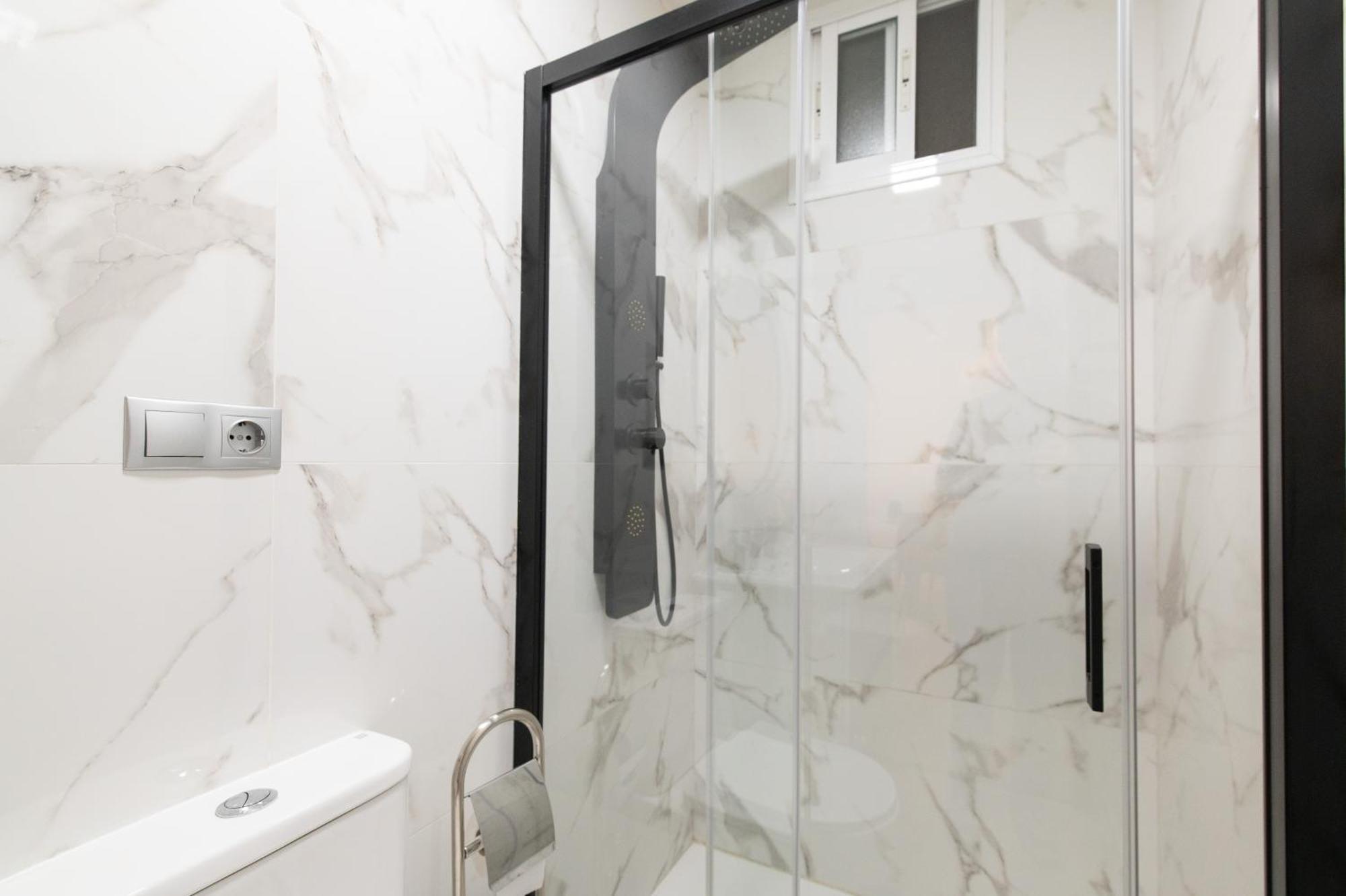 Apartamento Triana Habitame Inmobiliaria Sevilla Exterior foto